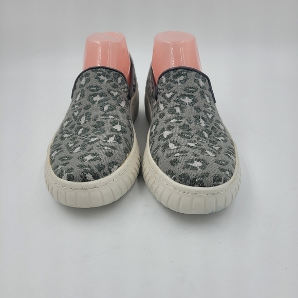 Sofft Somers Limited Edition Gray Leopard Print Pavina Slip-On Knit Shoe Sz 8.5 - Picture 3 of 11